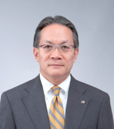 株式会社东芝 执行役常务 中国总代表 东芝（中国）有限公司 董事长·总裁 桐山 辉夫