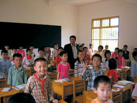 江西东芝电子材料有限公司捐助希望小学