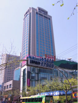 上海东芝外服货运代理有限公司所在办公楼外观