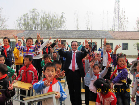 东芝中国总代表桐山辉夫