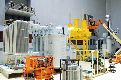 sf6(六氟化硫)气体变压器正在进行气密试验